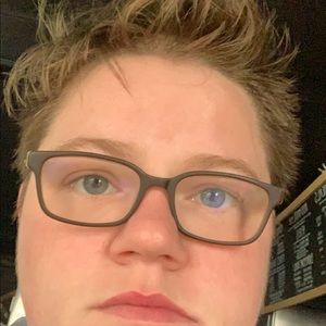 Meet your Posher, Jess